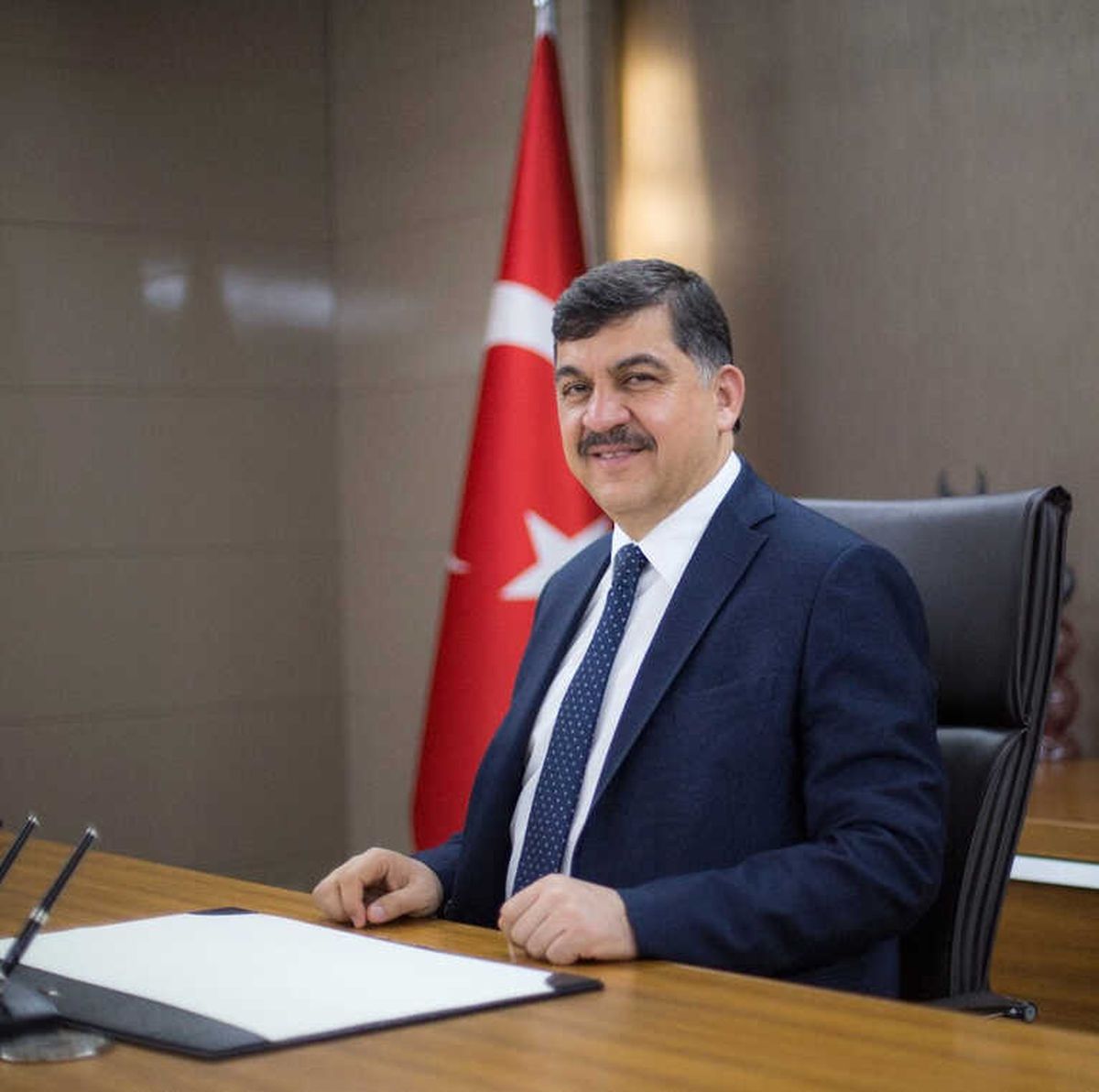 Fadıloğlu Gençlerin Bayramını Kutladı