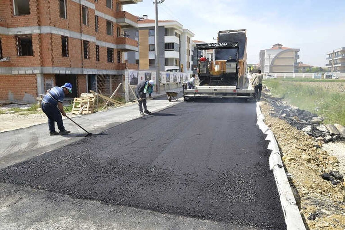 Fen İşleri Çalışmalarına Devam Ediyor