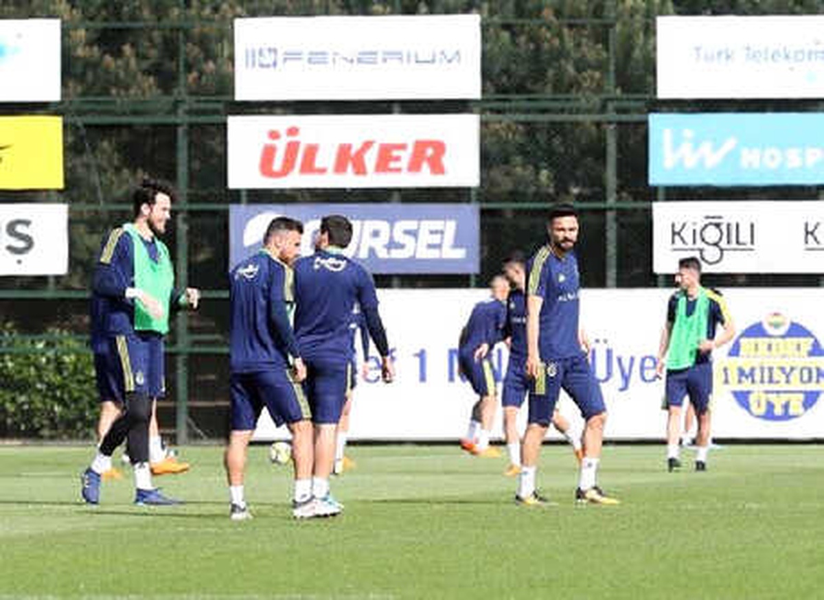 Fenerbahçe, Konyaspor Maçı Hazırlıklarını Tamamladı