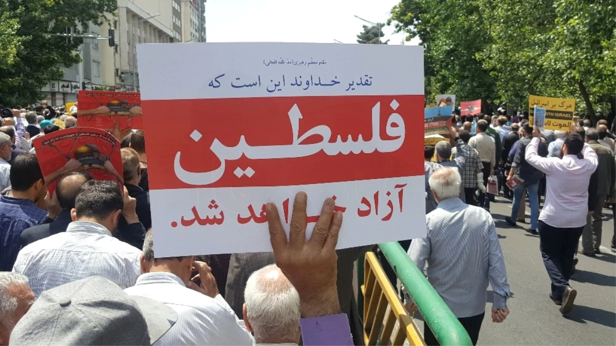 İran\'daki Gösterilerde "Kahrolsun İsrail" Sloganları Yükseldi