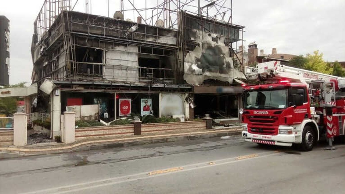 İş Yerinde Çıkan Yangın Korkuttu