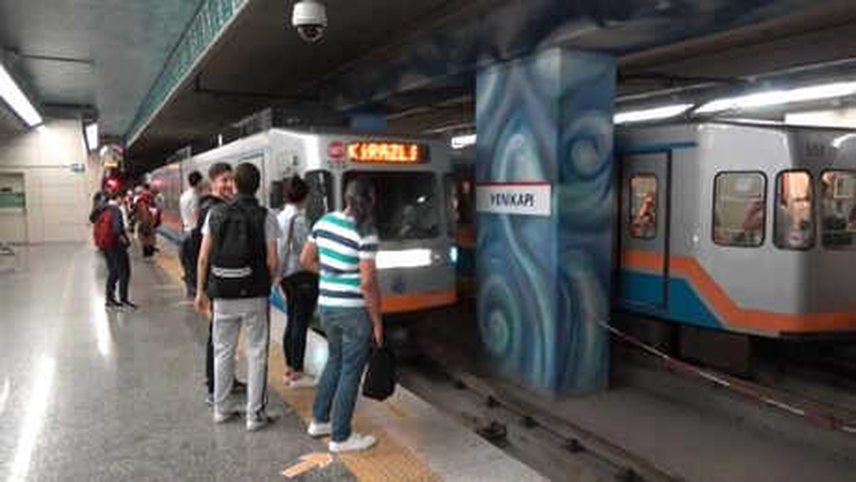 İstanbul\'a Üçüncü Sürücüsüz Metro Geliyor