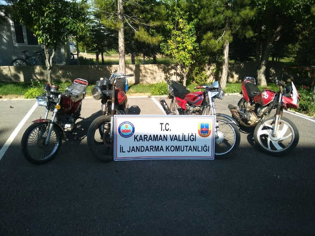 Jandarmanın Sorguladığı Motosikletler Çalıntı Çıktı