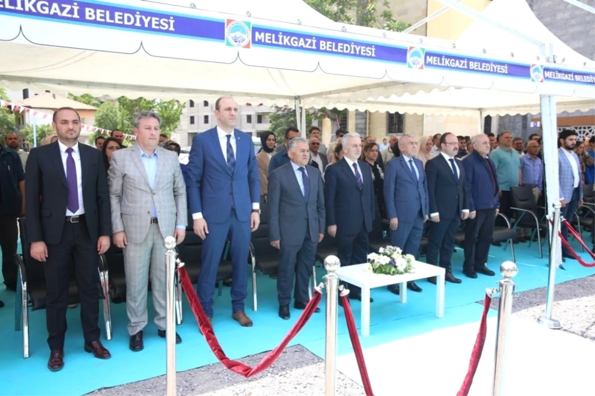 Melikgazi Belediyesince Yapımı Tamamlanan Büyükpoyraz Cami Açıldı