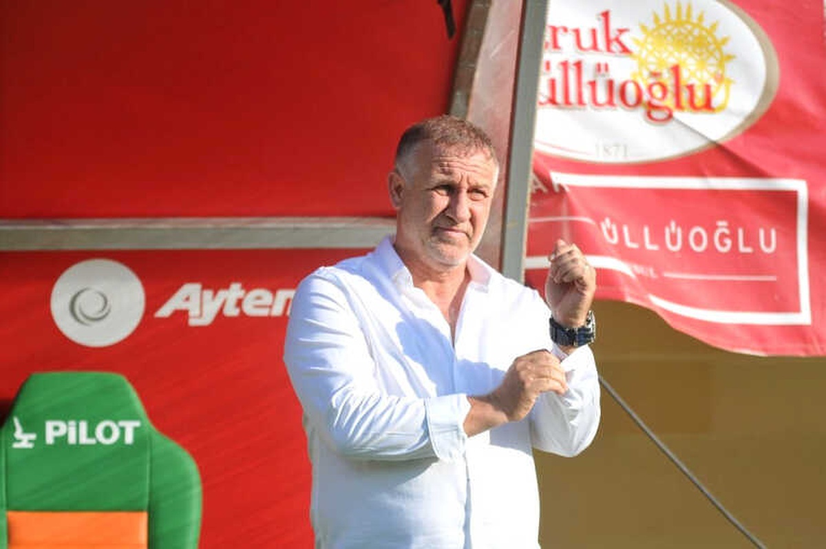 Mesut Bakkal: "Antalyaspor Galibiyetiyle Ligde Güzel Bir Bitiriş Yaptık"