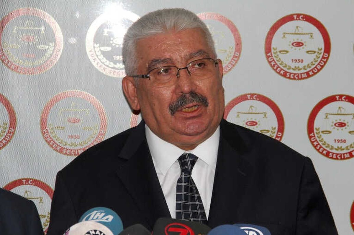 MHP Genel Başkan Yardımcısı Semih Yalçın, "Listelerimizi Ysk\'ya Teslim Ettik. 600 Adayın 70\'ı...