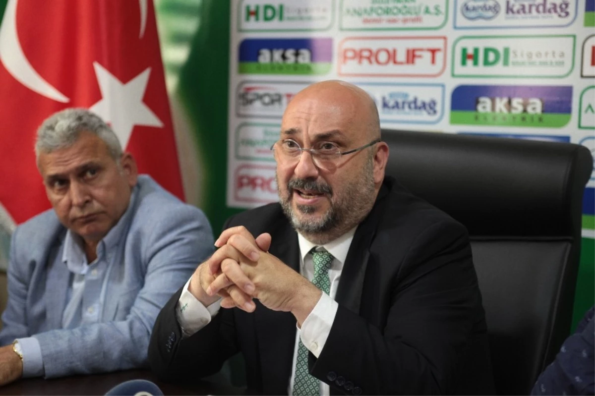 Mustafa Bozbağ: "Sen Markette Futbolcuyu Tokatlarsan Gider"