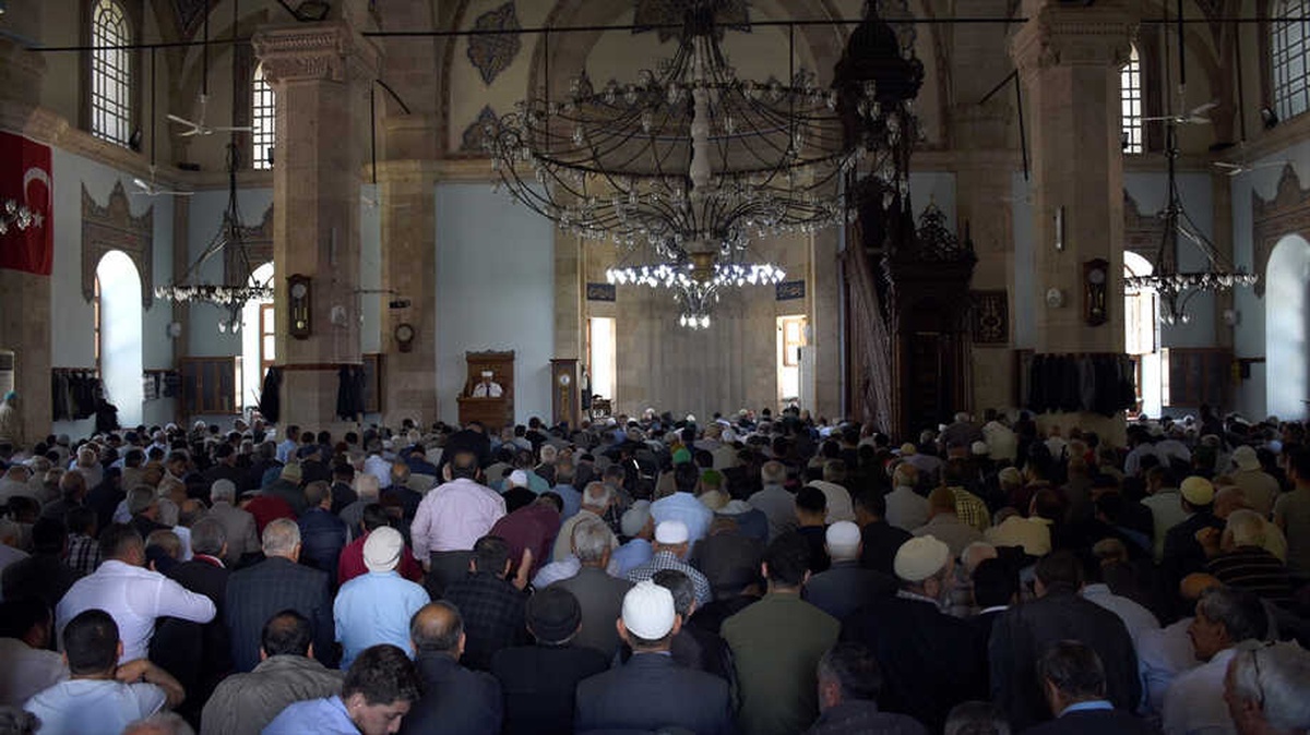 Ramazanın İlk Cuma Namazı