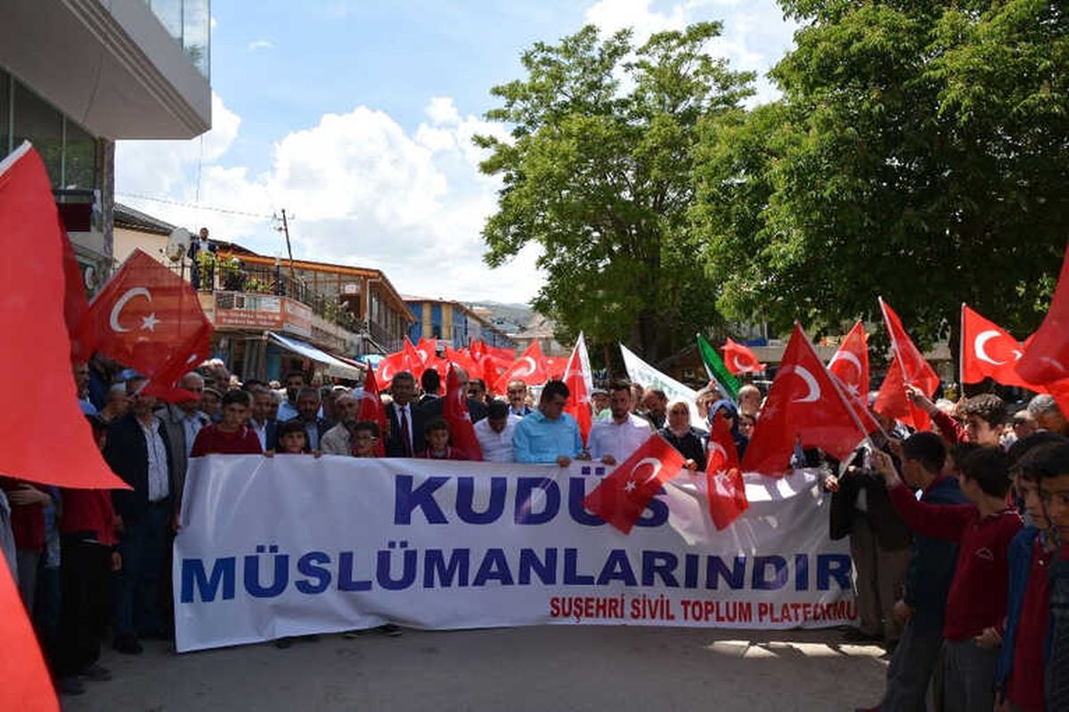 Suşehri\'nde İsrail Protesto Edildi