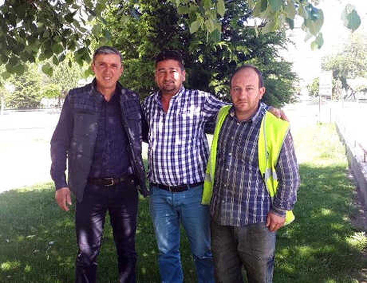 Temizlik İşçisinin Parkta Bulduğu 24 Bin Lira Sahibine Verildi
