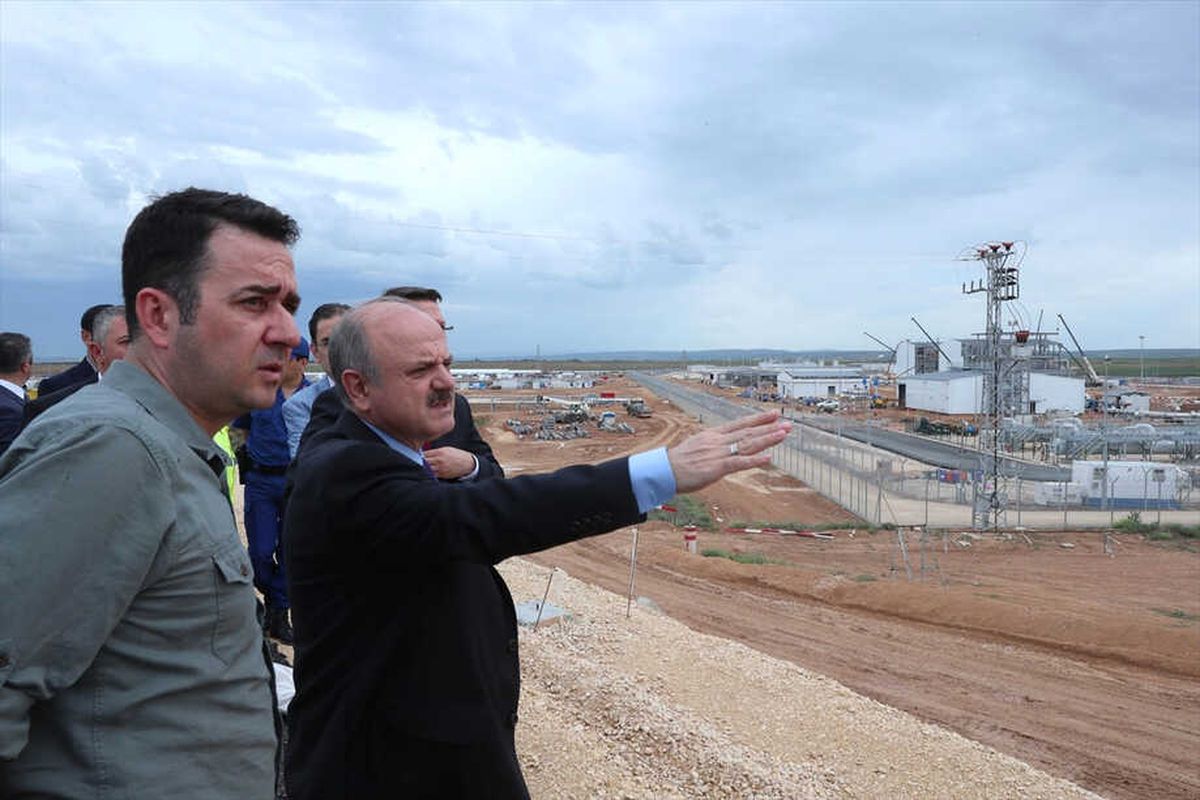 Vali Çakacak Tanap Kompresör ve Ölçüm İstasyonlarını İnceledi