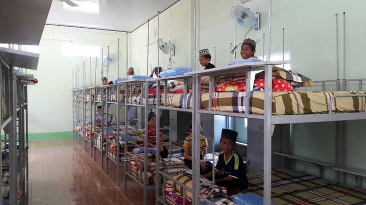 Vietnam\'da An Giang Kız Eğitim Merkezi Hizmete Açıldı