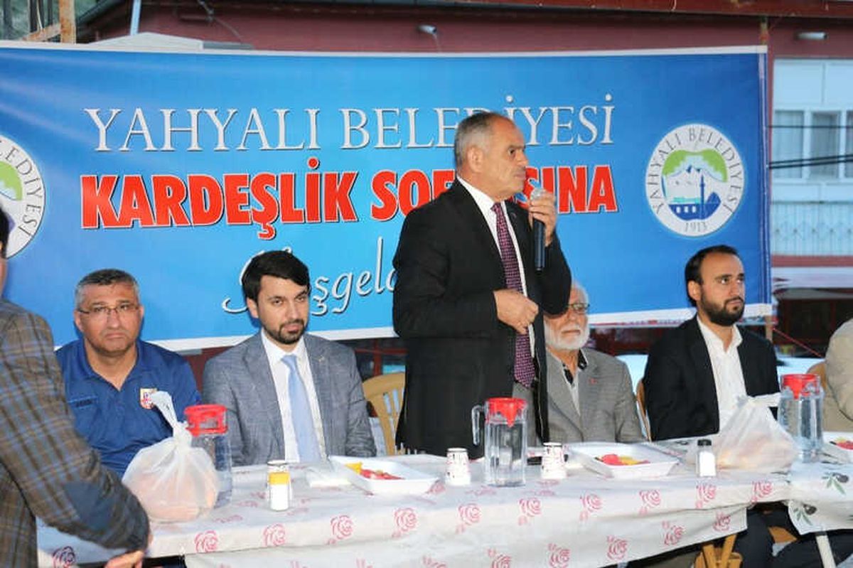 Yahyalı\'da "Kardeşlik Sofraları" Kurulmaya Başladı