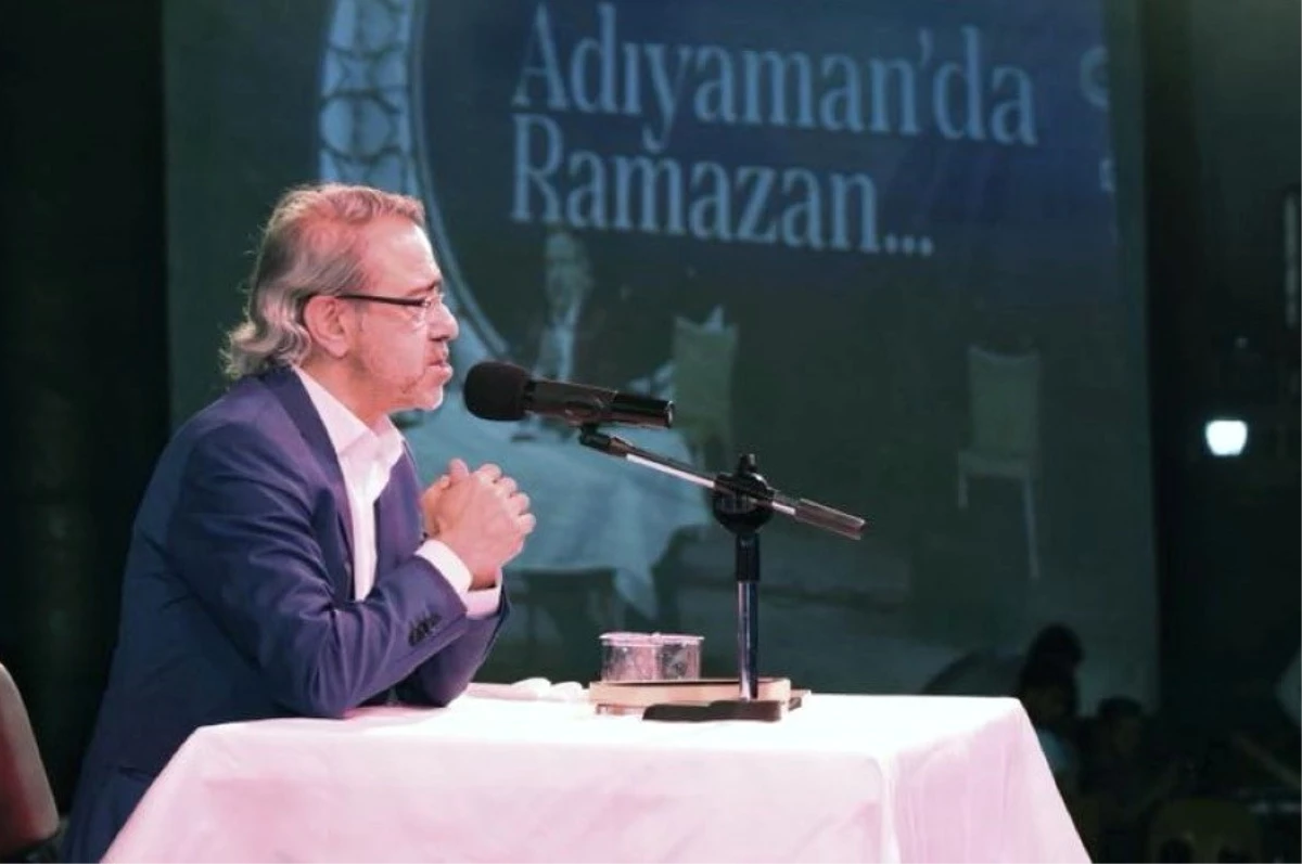 Yazar Mustafa Armağan\'dan Muhteşem Gece