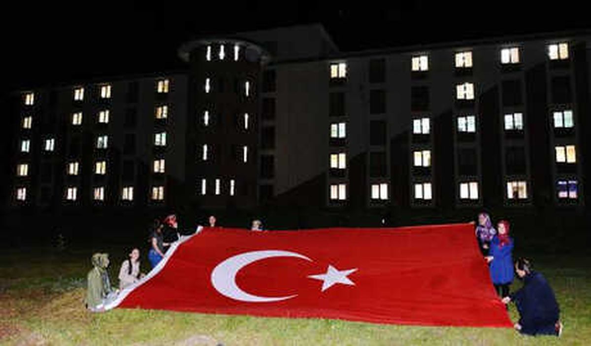 Yurt Işıkları \'Kudüs\' İçin Yandı