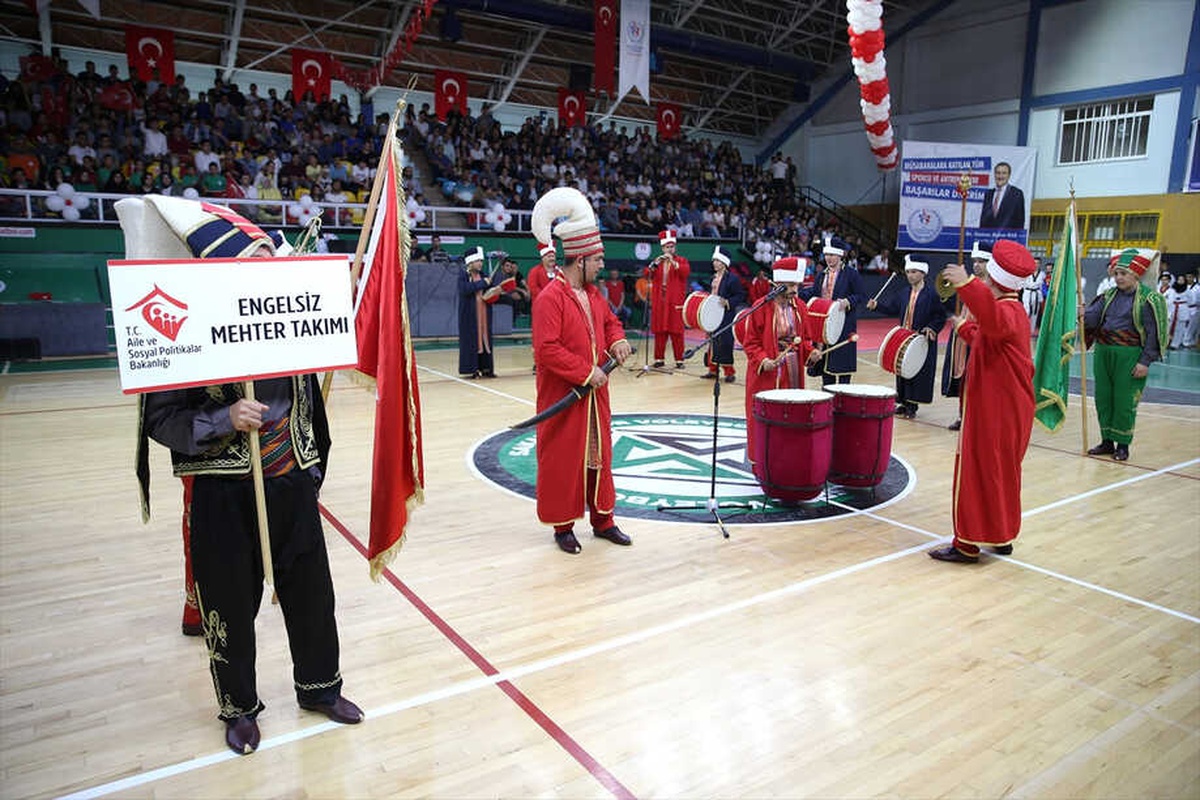 19 Mayıs Atatürk\'ü Anma Gençlik ve Spor Bayramı