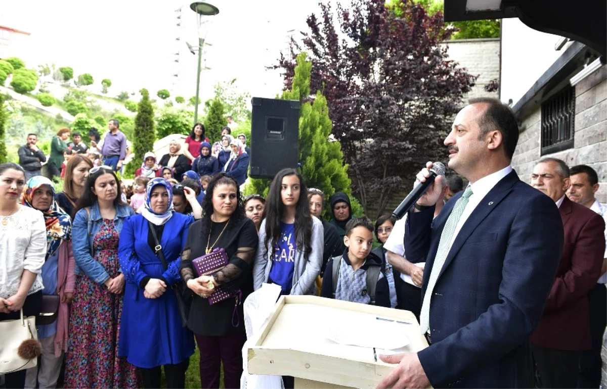 2018\'in Son Sergisi Tenzile Erdoğan\'da Açıldı