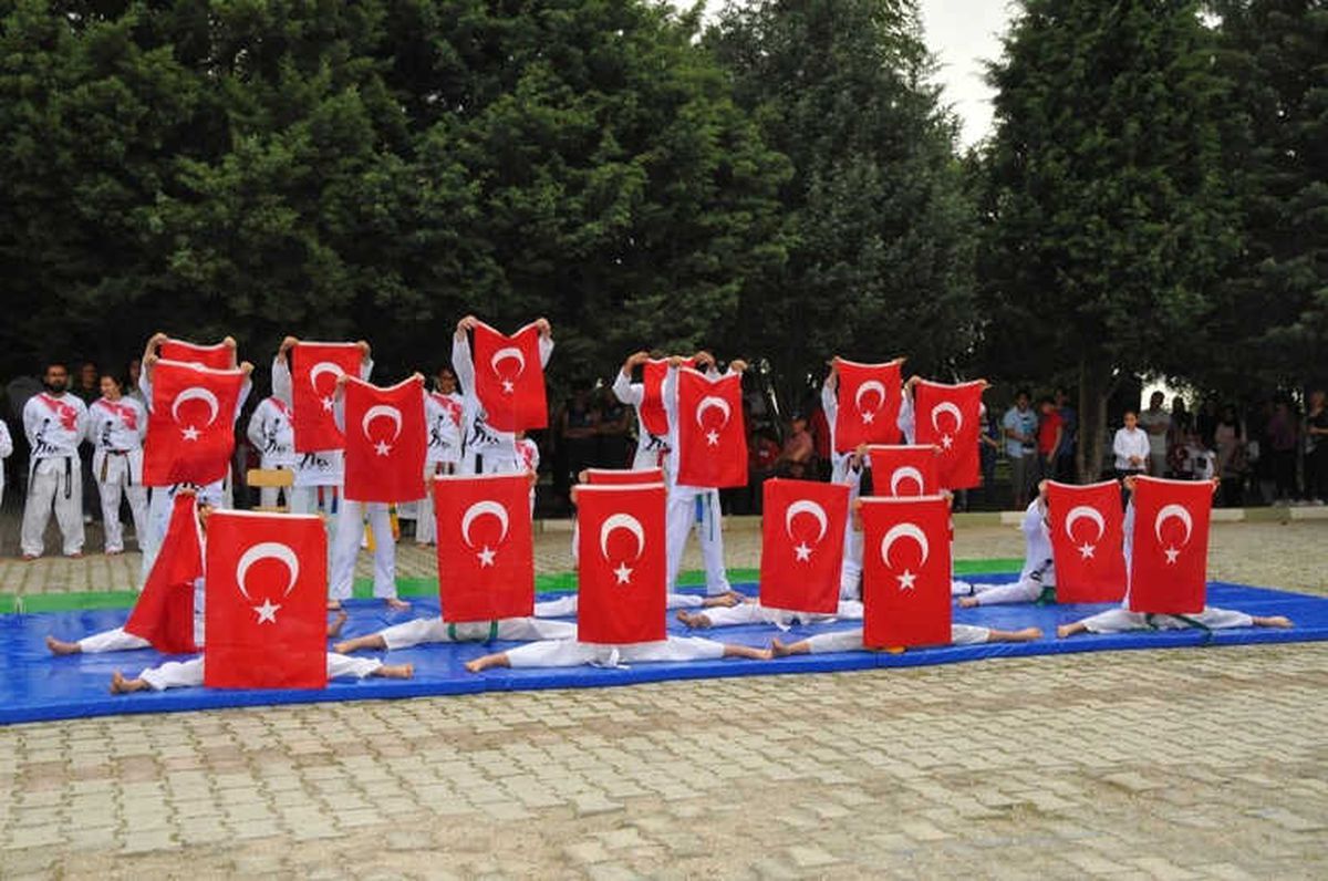 Akşehir\'de 19 Mayıs Kutlandı