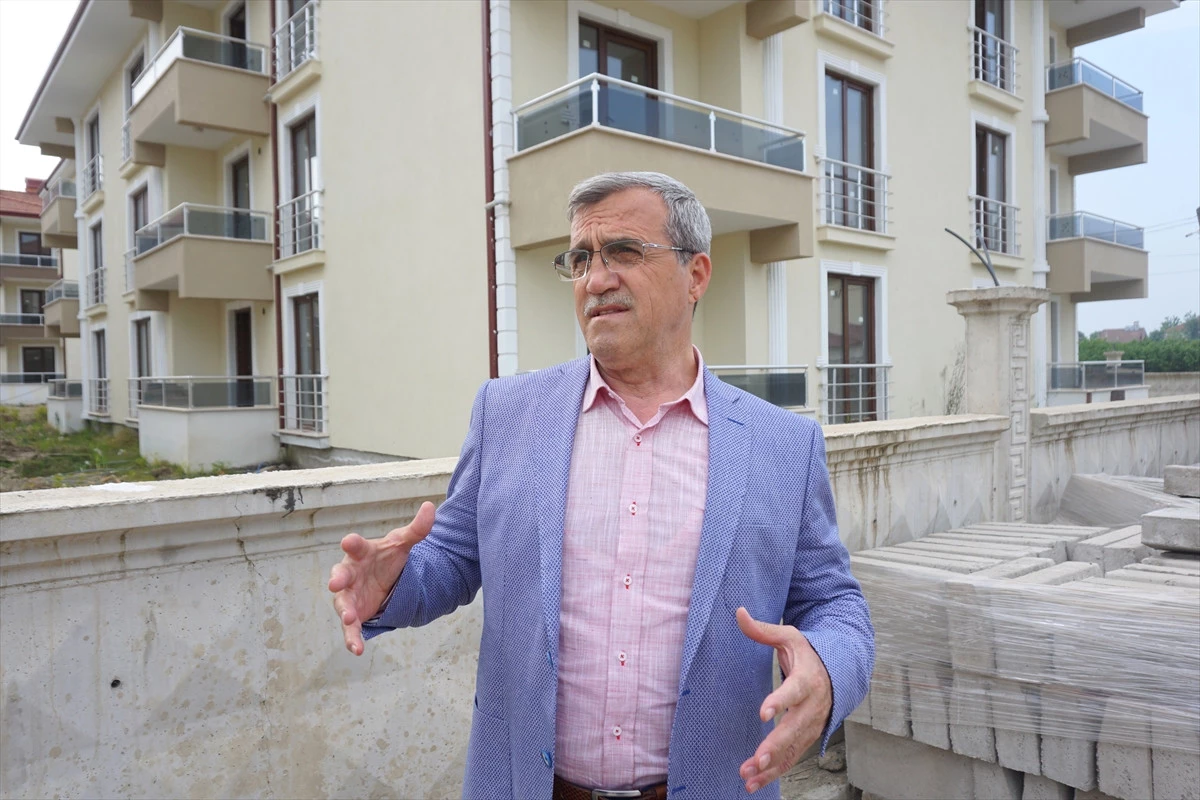 Akyazı Belediyesi Vatandaşları Ev Sahibi Yapıyor