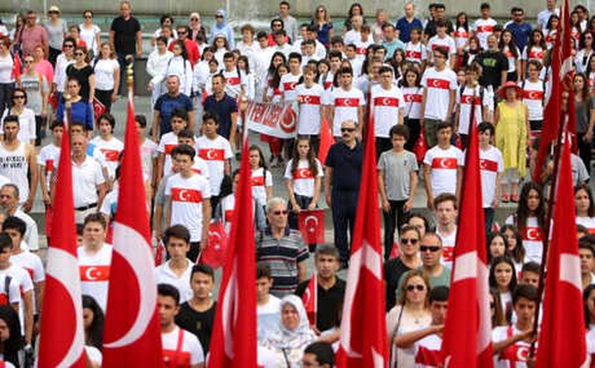 Antalya\'da 19 Mayıs Kutlandı