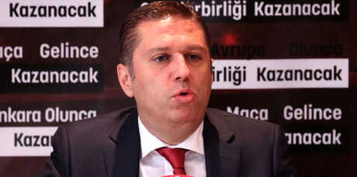Arda Çakmak\'tan Yönetime Çağrı