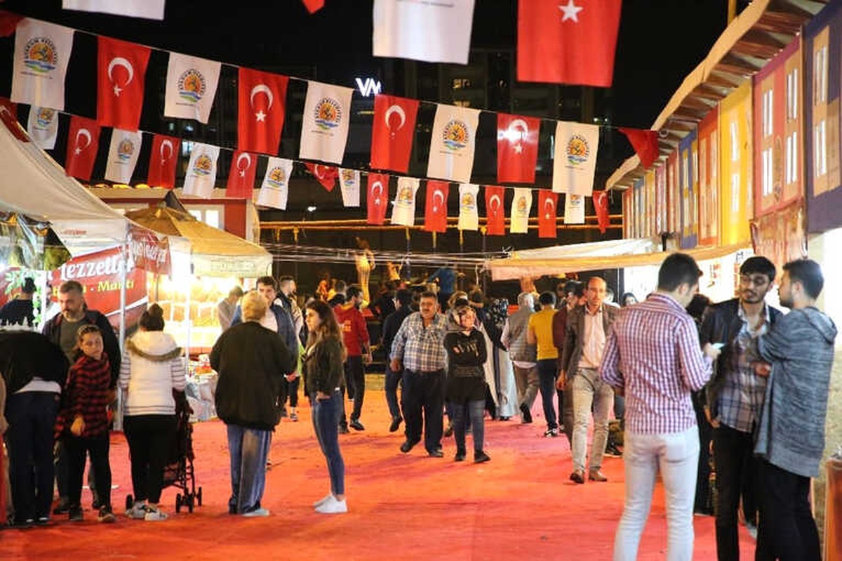 Atakum Ramazan Sokağına Yoğun İlgi