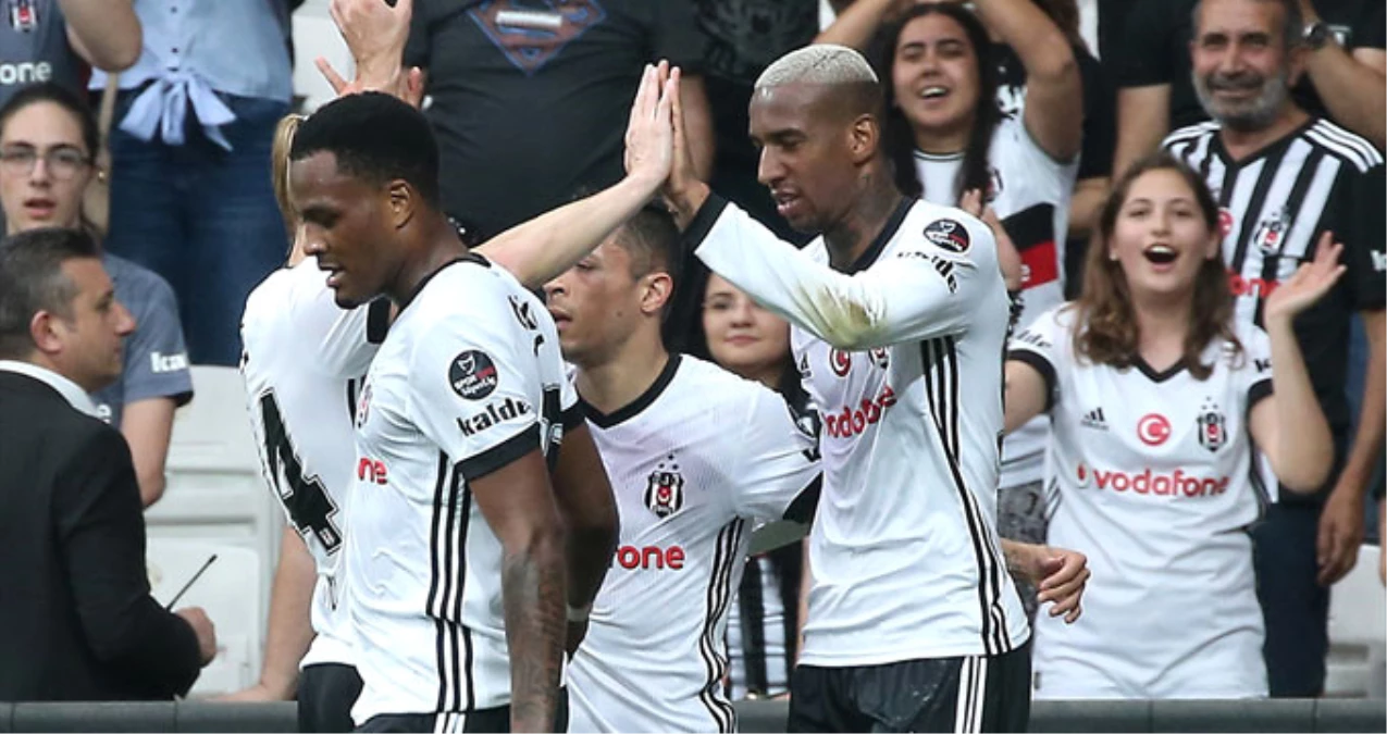 Beşiktaş, Sivasspor\'u 5-1\'lik Skorla Geçti