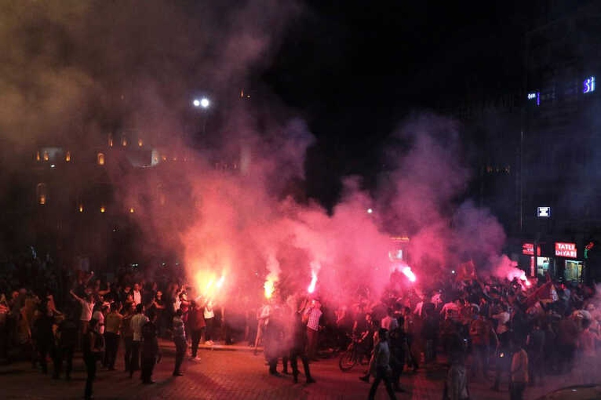 Galatasaray\'ın Şampiyonluğu Malatya\'da Kutlandı