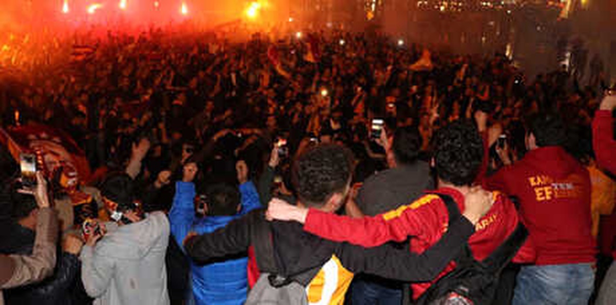 Galatasaray Şampiyonluğu Yarın Stadında Kutlayacak