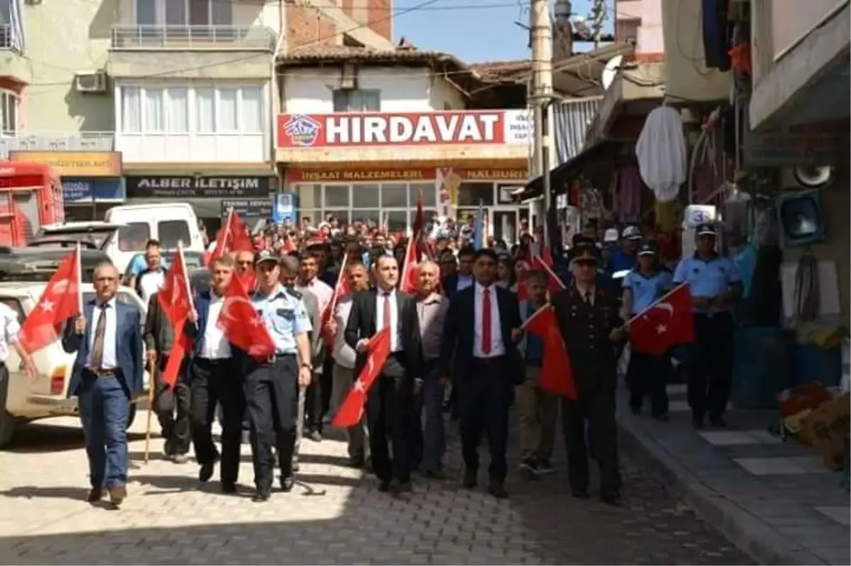 Gençler Bayram Coşkusunu Yaşadı