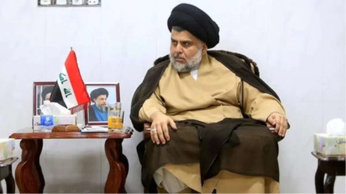 Irak\'ta Muhalif Din Adamı Mukteda El Sadr Seçimlerden Galip Çıktı