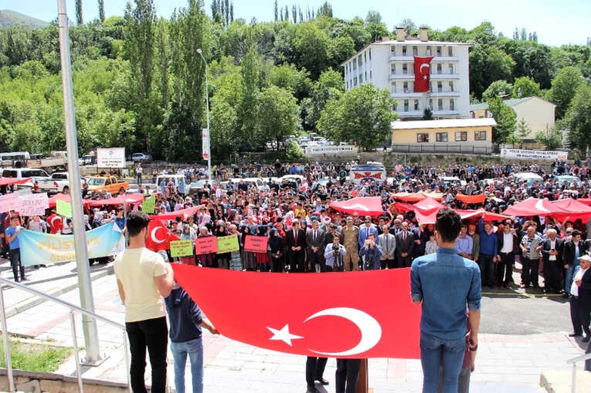 İspir\'de Filistin\'e Destek Yürüyüşü