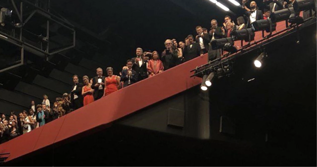 Nuri Bilge Ceylan, Cannes Film Festivali\'nde Dakikalarca Ayakta Alkışlandı