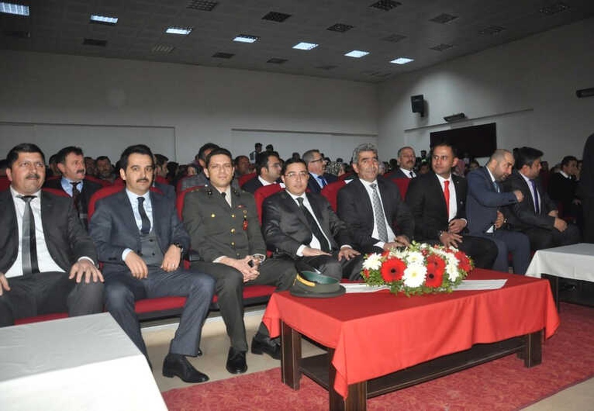 Pasinler\'de 19 Mayıs Coşkuyla Kutlandı