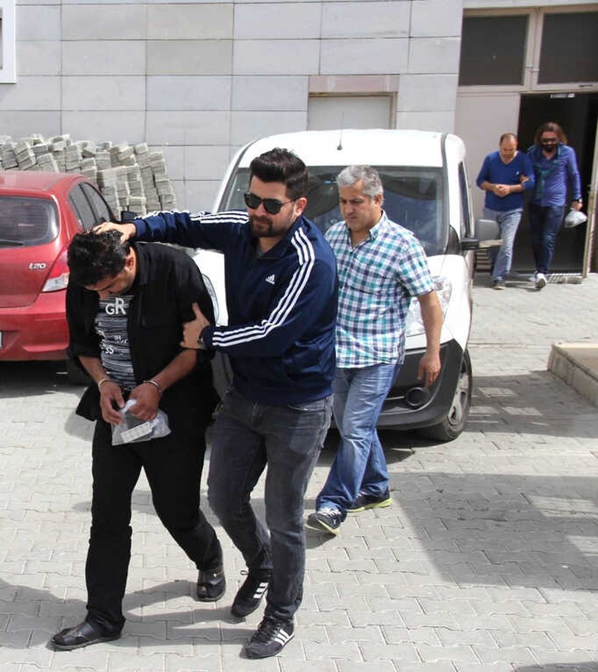 Samsun\'da 9 Bin 842 Adet Uyuşturucu Hapla Yakalanan 2 Kişi Tutuklandı