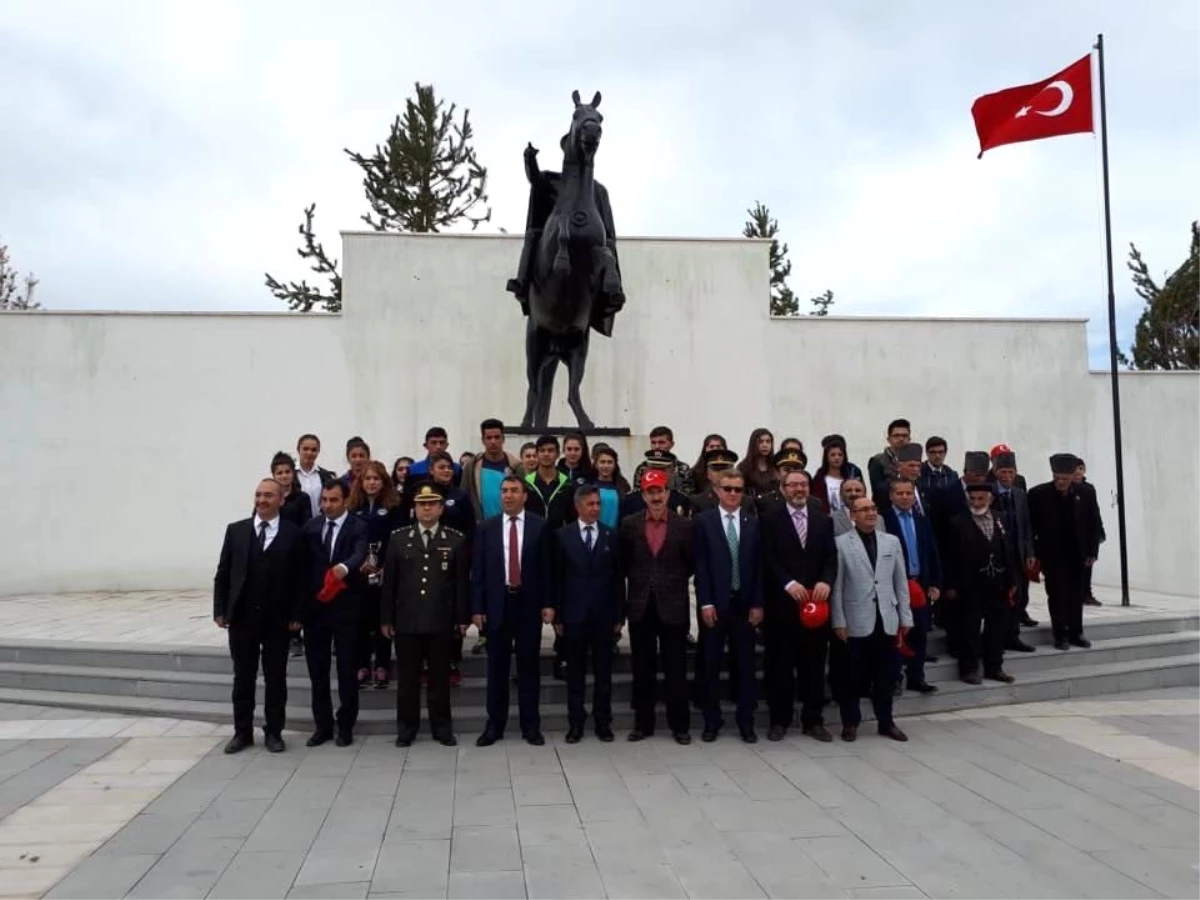 Sarıkamış\'ta 19 Mayıs Atatürk\'ü Anma Gençlik ve Spor Bayramı Kutlandı