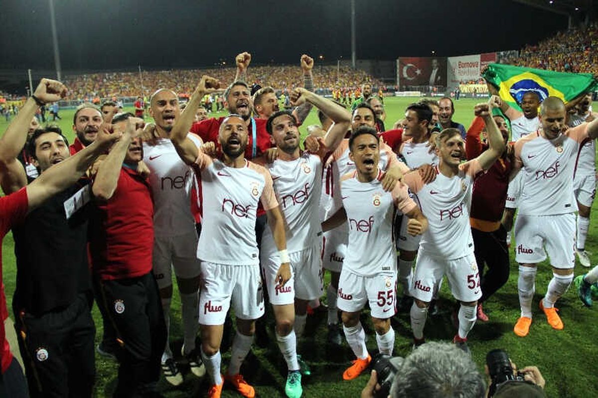 Süper Lig\'de Şampiyon Galatasaray