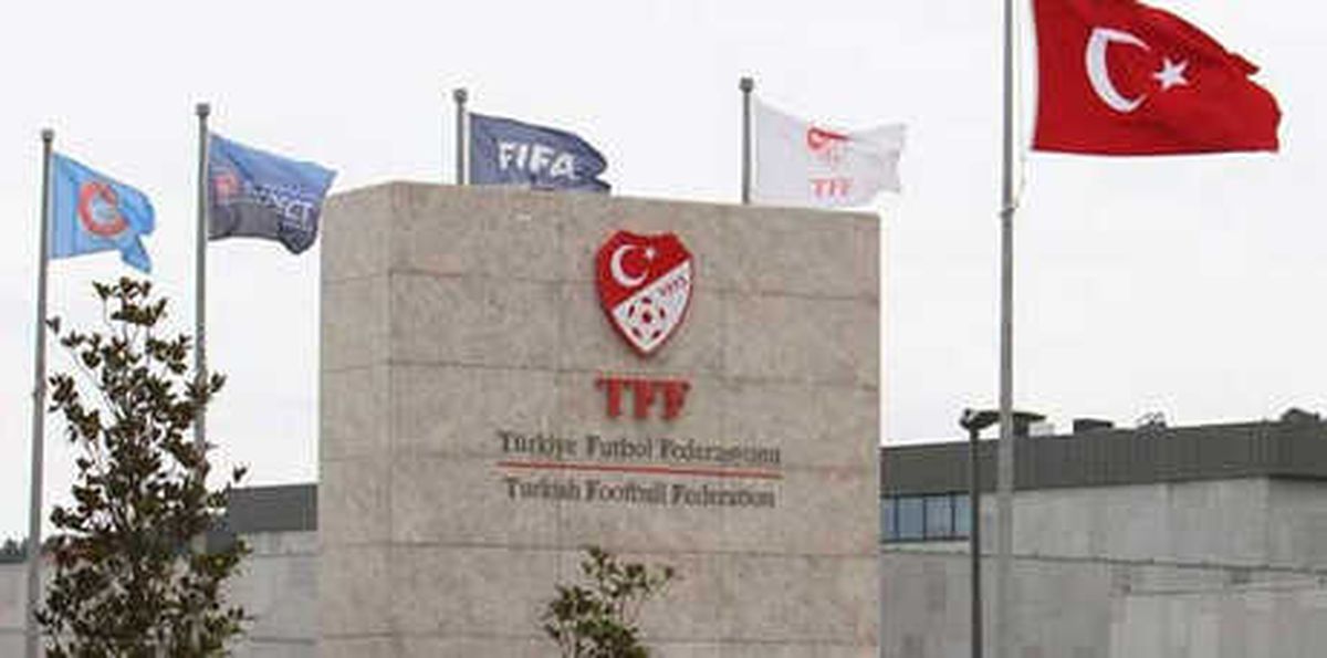 Tff\'den Galatasaray\'a Tebrik!