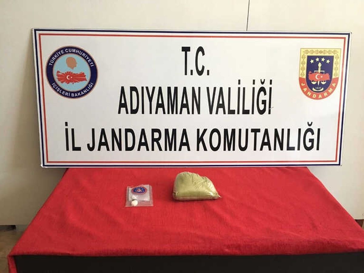 Uyuşturucu Ticareti Yapan Şahıslar Yakalandı