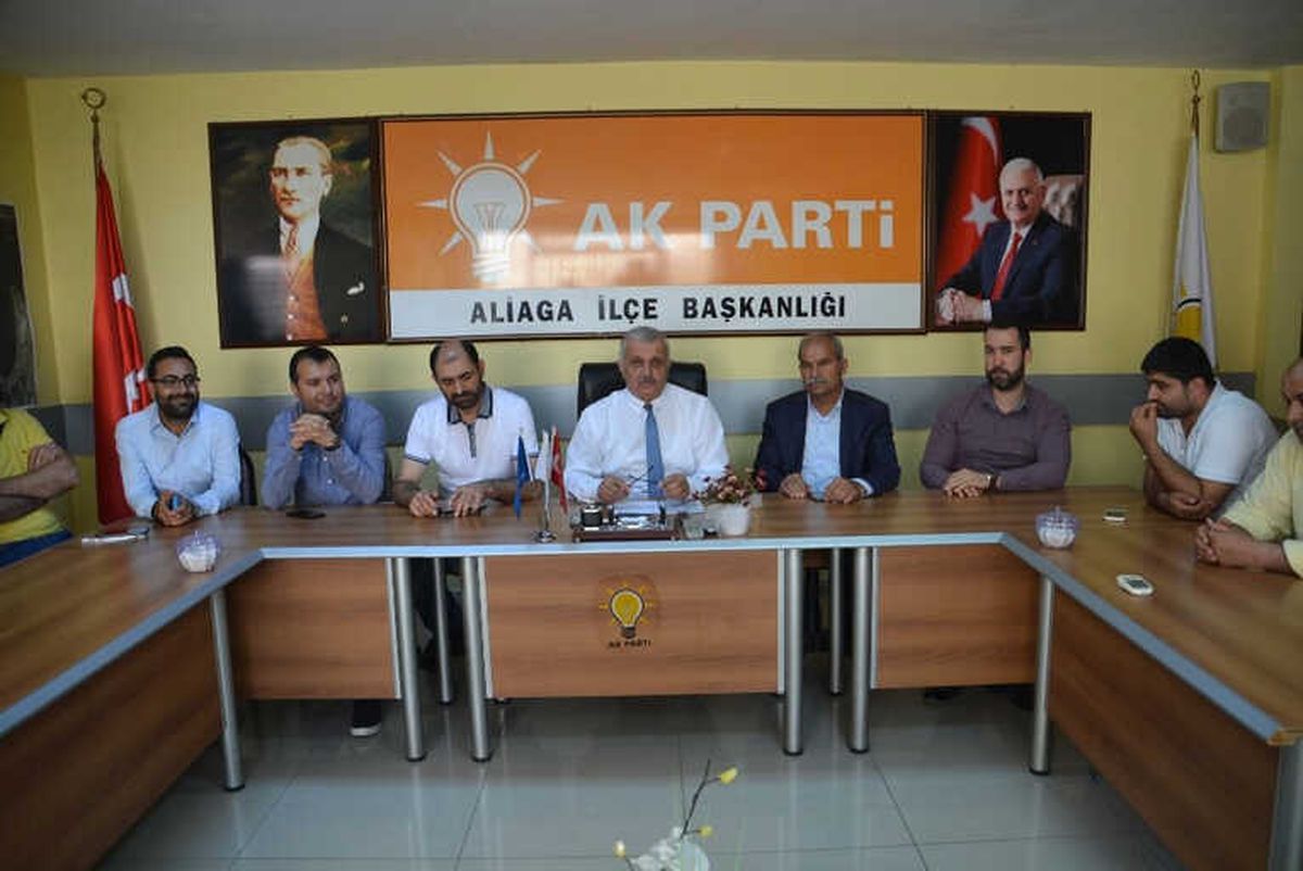 AK Parti\'li Başkandan Slayt Krizi Sonrası Açıklama