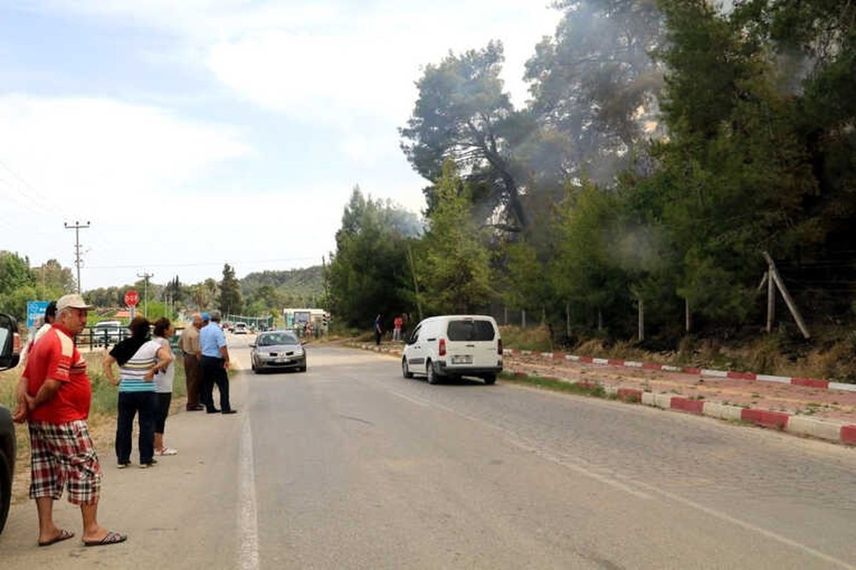 Antalya\'da Orman Yangını