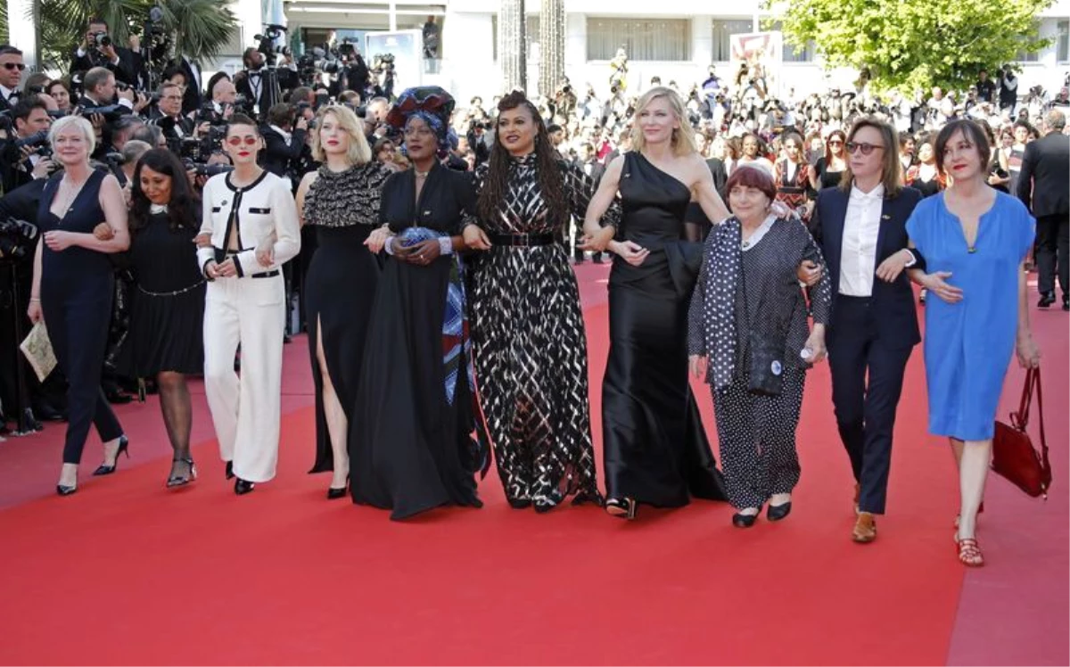 Cannes Film Festivali\'nde Cinsiyet Eşitsizliğine Dikkat Çekmek İçin Sessiz Protesto Yaptılar
