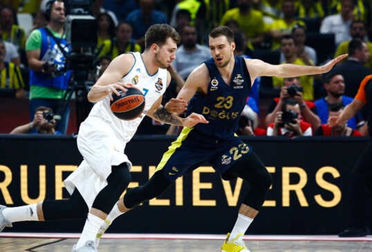 Fenerbahçe Avrupa İkincisi Oldu