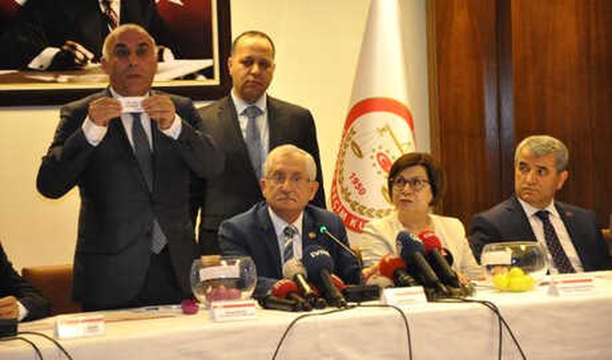 İttifakların ve Siyasi Partilerin Oy Pusulasındaki Yerleri Belli Oldu