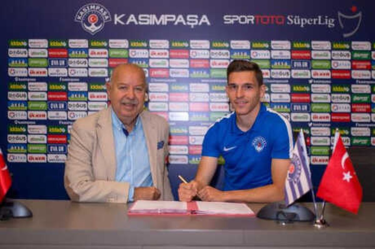 Kasımpaşa, Pavelka ile Sözleşme Yeniledi
