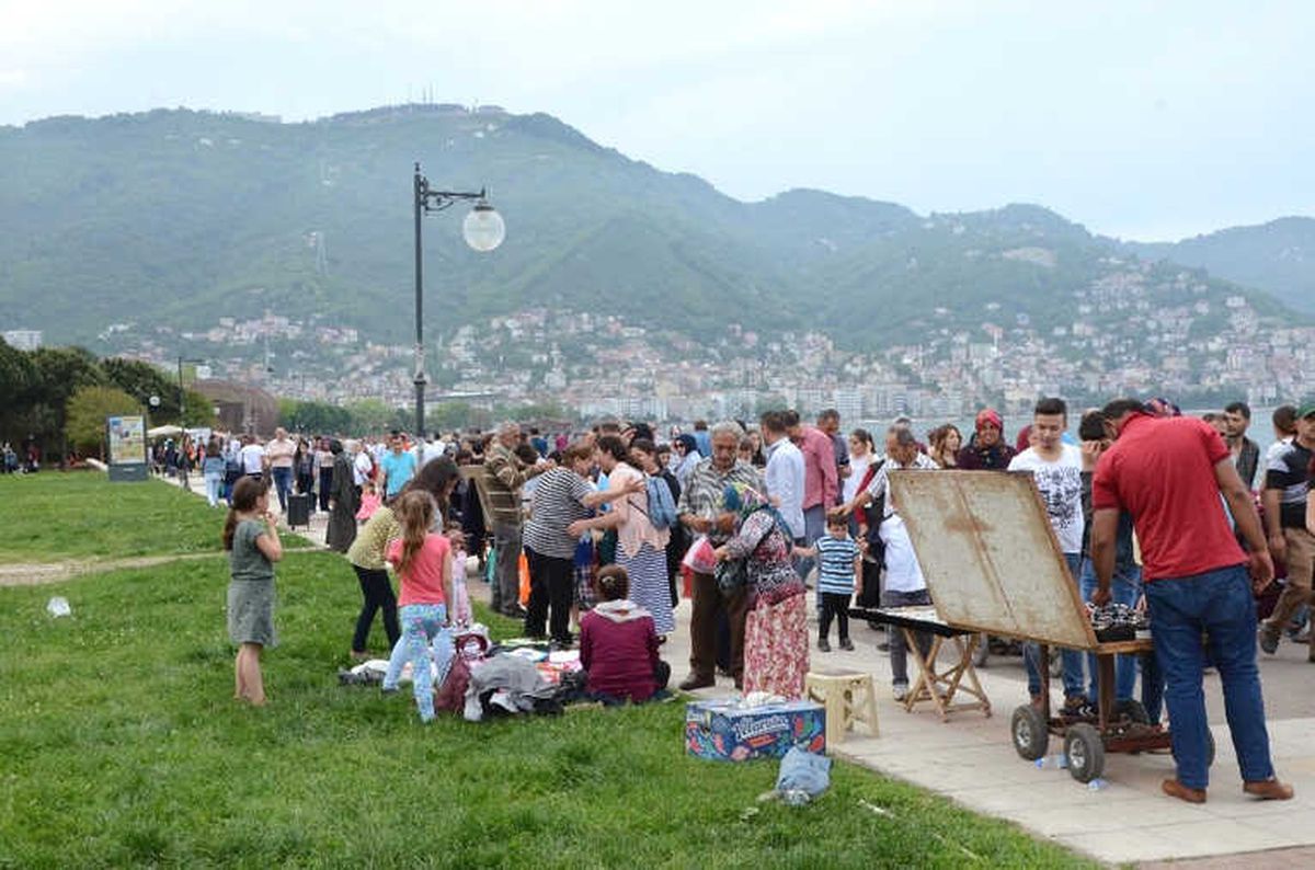 Ordulular Sahile Akın Etti