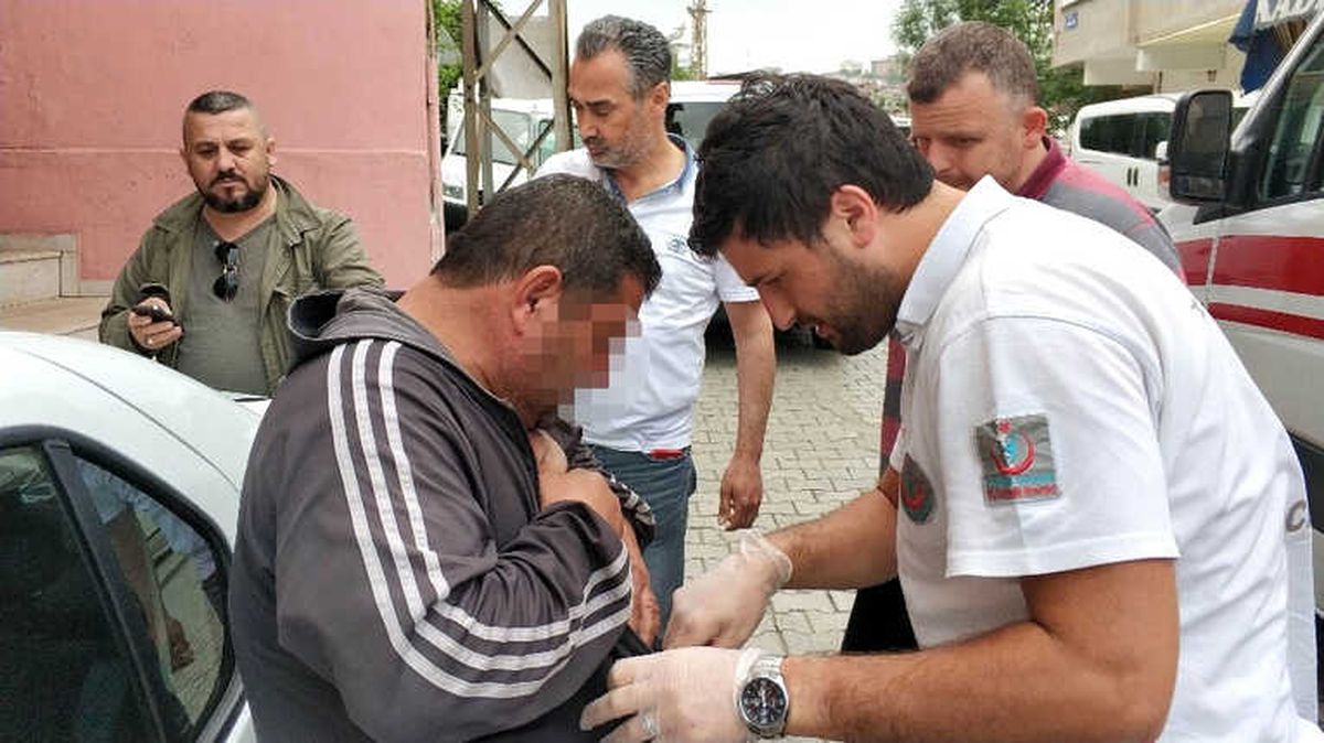 Samsun\'da Askerden Yeni Gelen Genç Babasını Bıçakladı