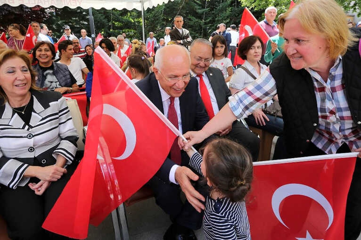 Yenimahalle 19 Mayıs\'ı Gençlik Şöleni ile Kutladı