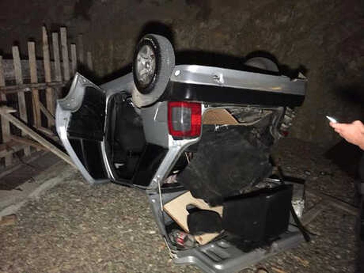 Arkadaşının Otomobiliyle İnşaat Temeline Düştü: 2 Yaralı
