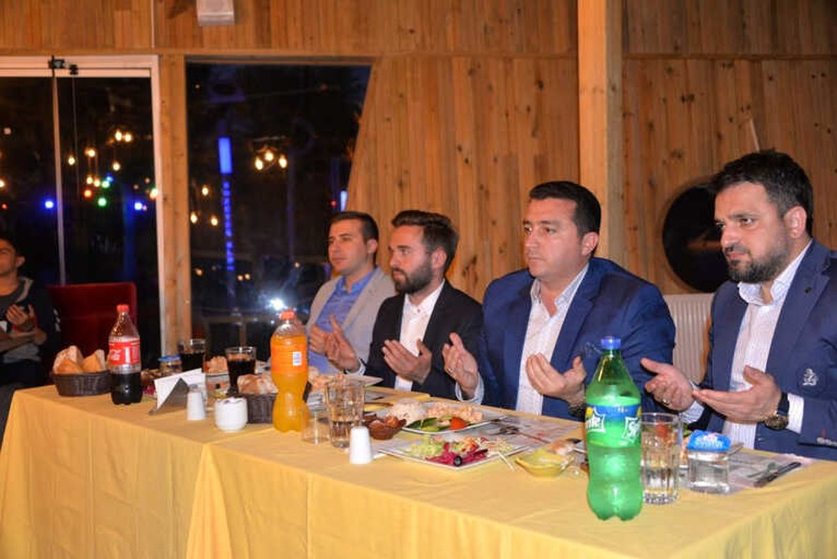 Başkan Bakıcı Ak Gençlerin İftar Programına Katıldı